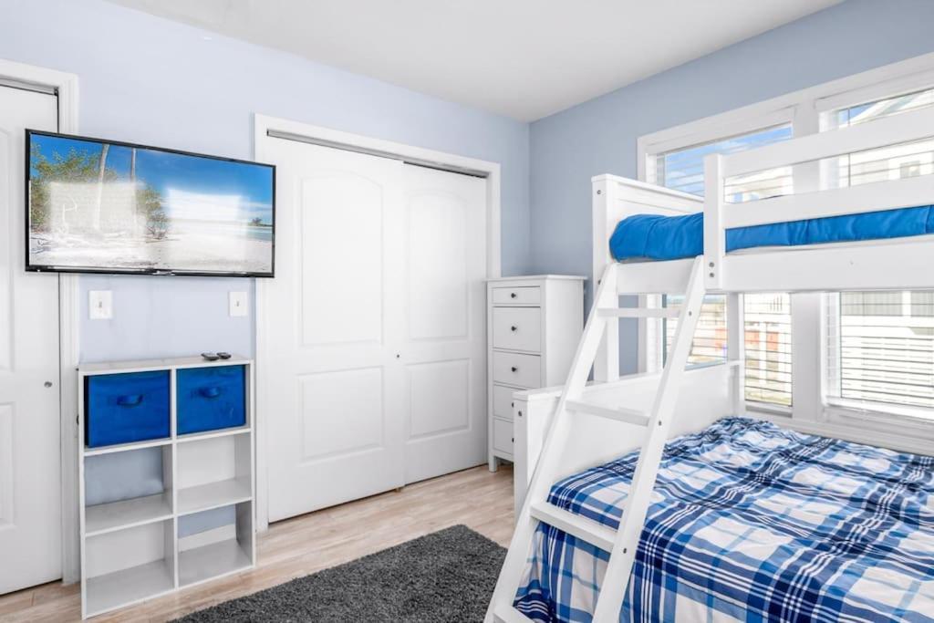 הוילה אואק איילנד Pool Haven Ocean View מראה חיצוני תמונה