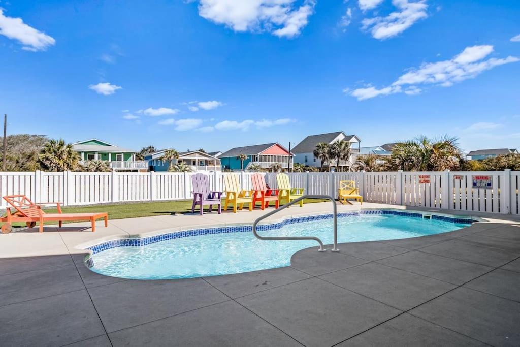 הוילה אואק איילנד Pool Haven Ocean View מראה חיצוני תמונה