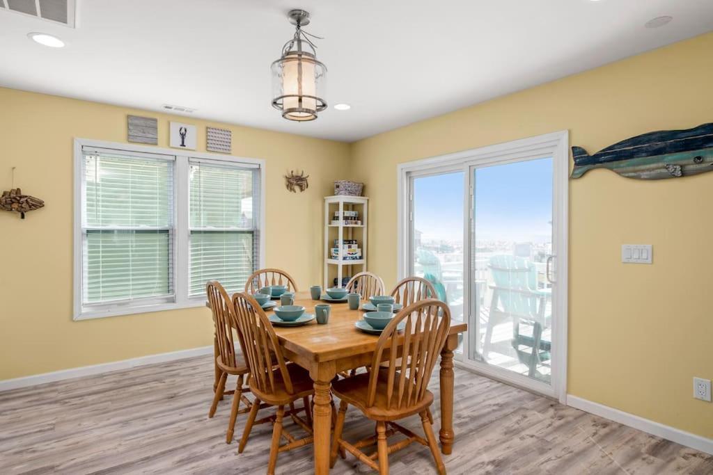 הוילה אואק איילנד Pool Haven Ocean View מראה חיצוני תמונה